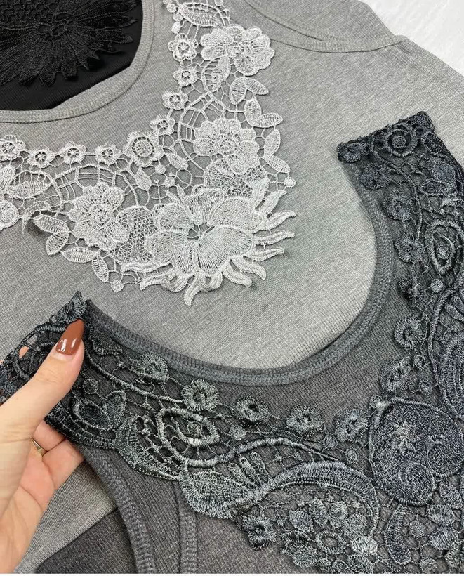 تاپ حلقه ای یقه گرد گیپوردار با تنخور دوست داشتنی
